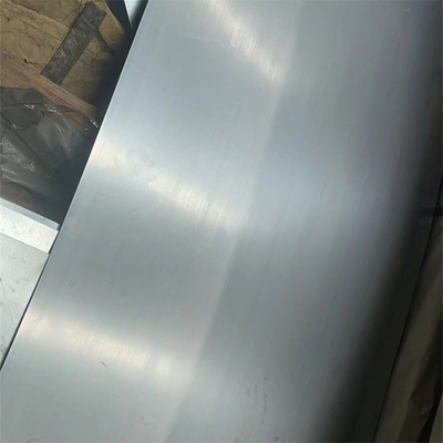SPCC Cold Rolled Mild Steel Plate 600-1500mm Permukaan Halus Sedikit Diminyaki